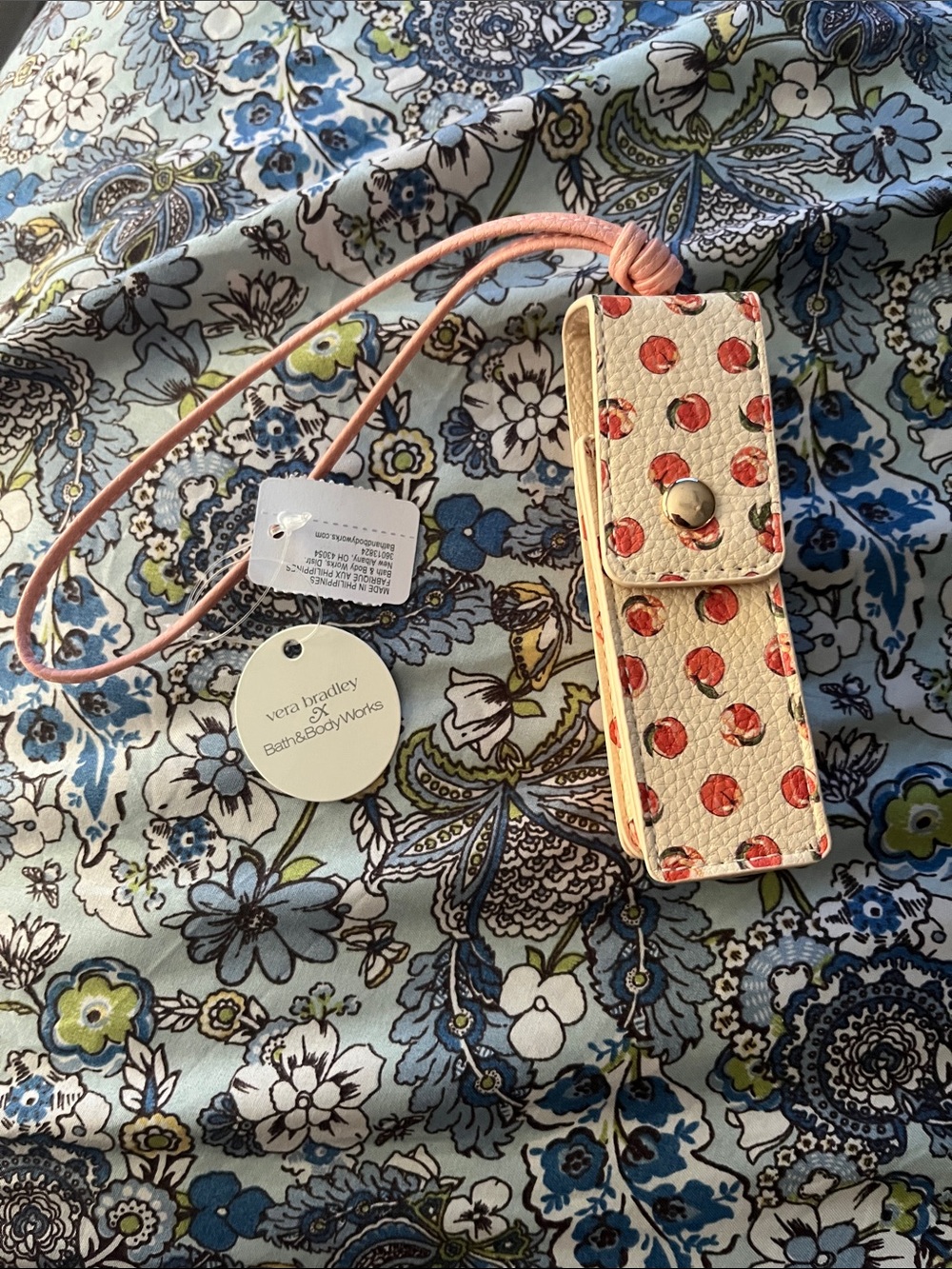 Vera Bradley x Bath and body Works hand sanitizer Case